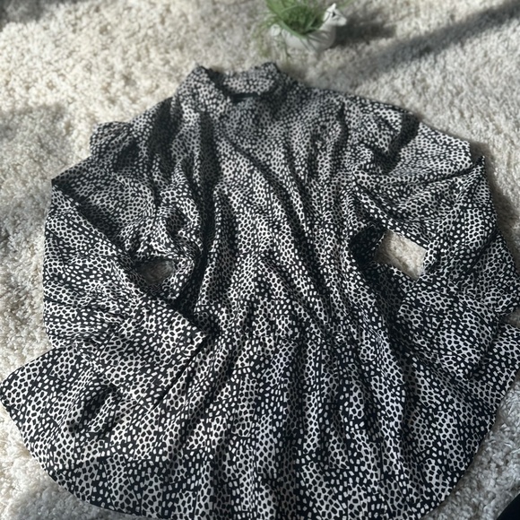 Who What Wear vintage speckled polka dot button turtleneck unique top bl… - Picture 2 of 5